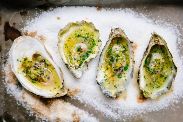 Grilled Oysters with herb butter for grilling