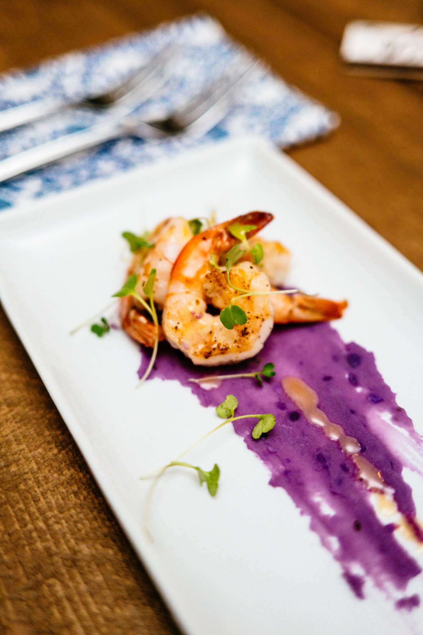 This Franciacorta sparkling Italian wine recipe pairs with shrimp and purple potatoes