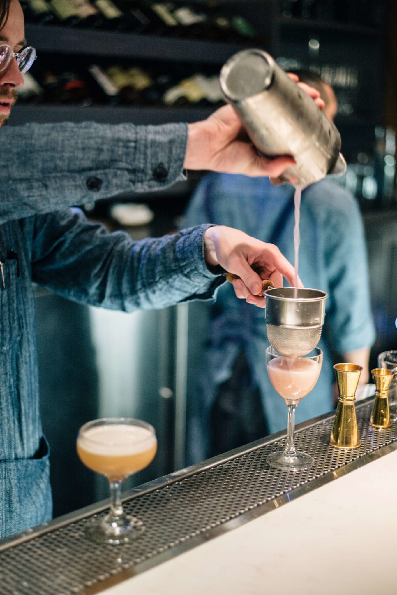 Creating craft cocktails at the bar at The Morris restaurant in San Francisco - The Taste Edit