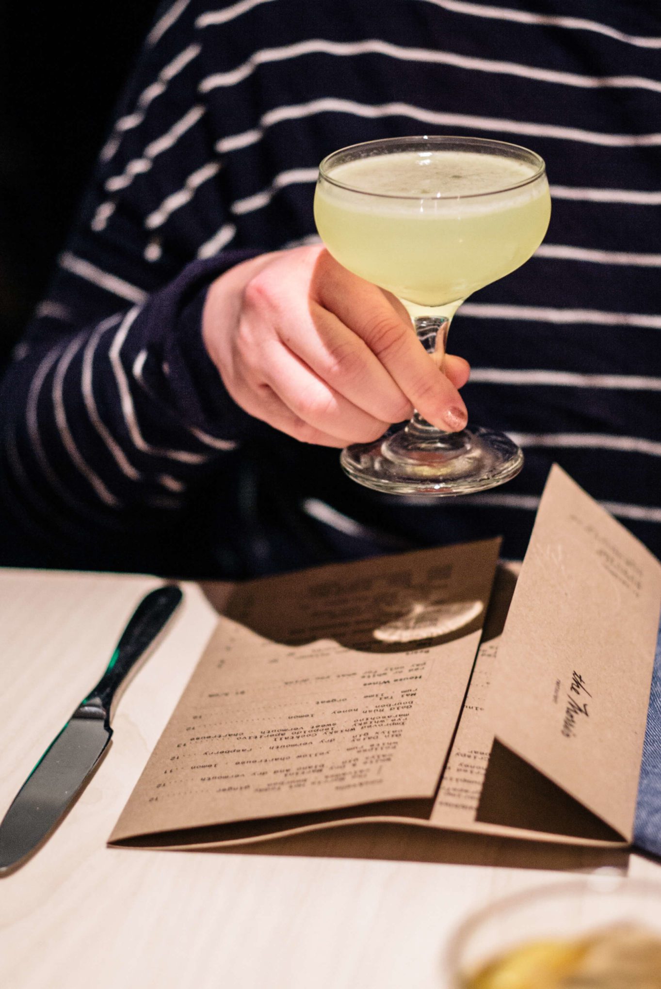 Having cocktails at The Morris restaurant in San Francisco - The Taste Edit