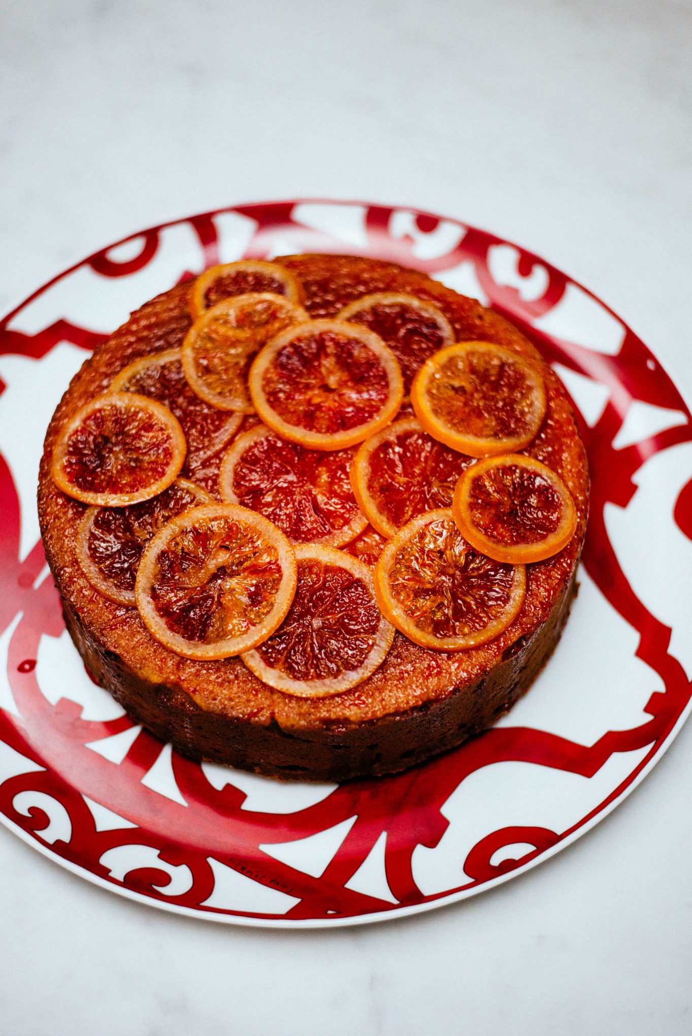 The Taste Edit uses Chef'n measure up measuring glasses to make a blood orange campari cake topped with homemade candied oranges