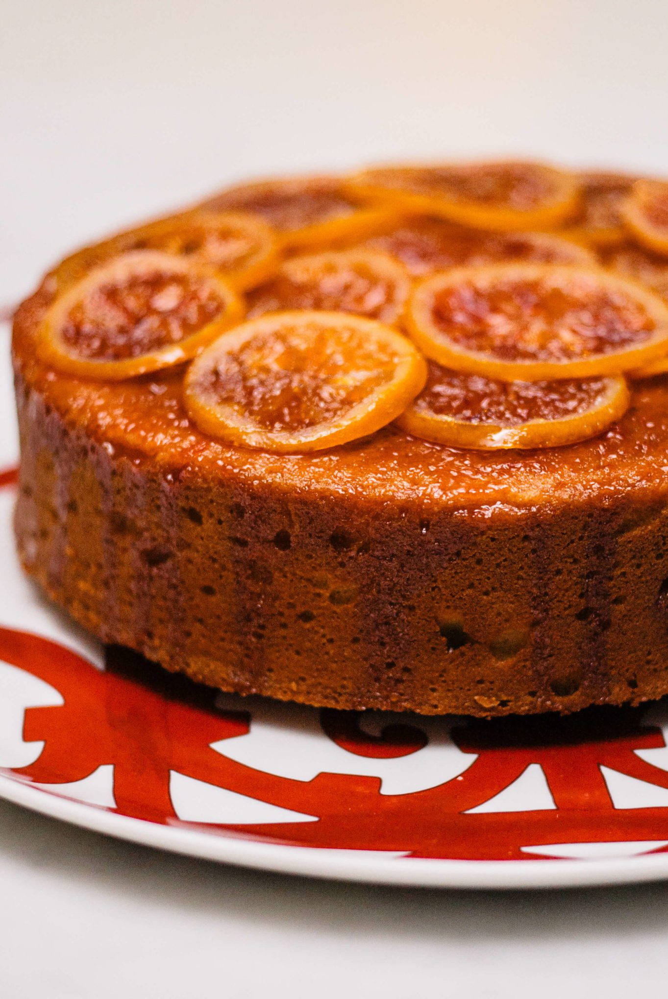 The Taste Edit uses Chef'n measure up measuring glasses to make a blood orange campari cake topped with candied oranges on an hermes tart dish