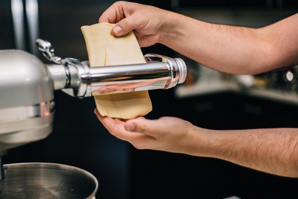 The Taste Edit makes fresh pasta at home with a kitchen aid mixer and roller attachments