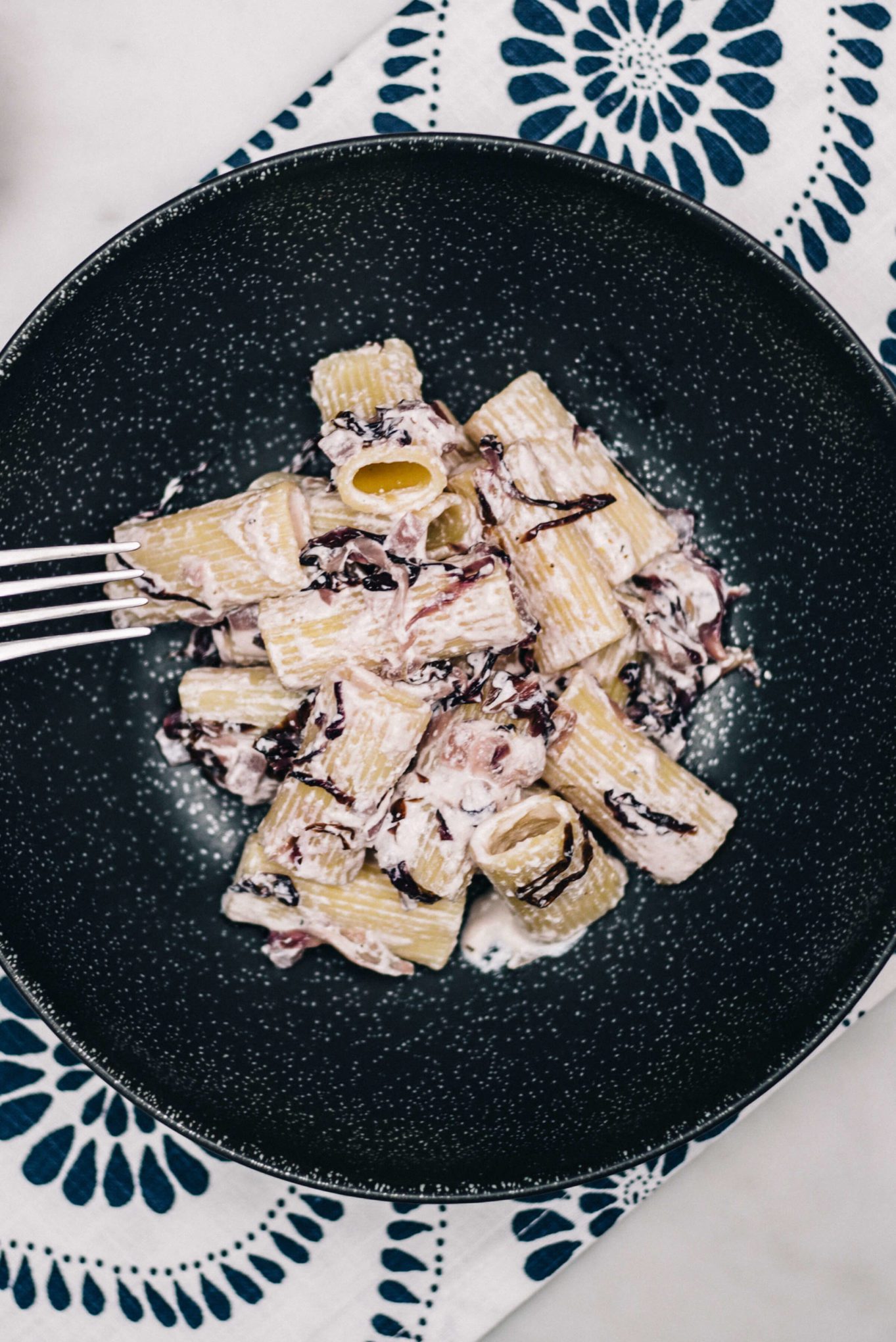 This easy Italian Pasta recipe made with Radicchio and Ricotta is a perfect weeknight dinner via the taste edit