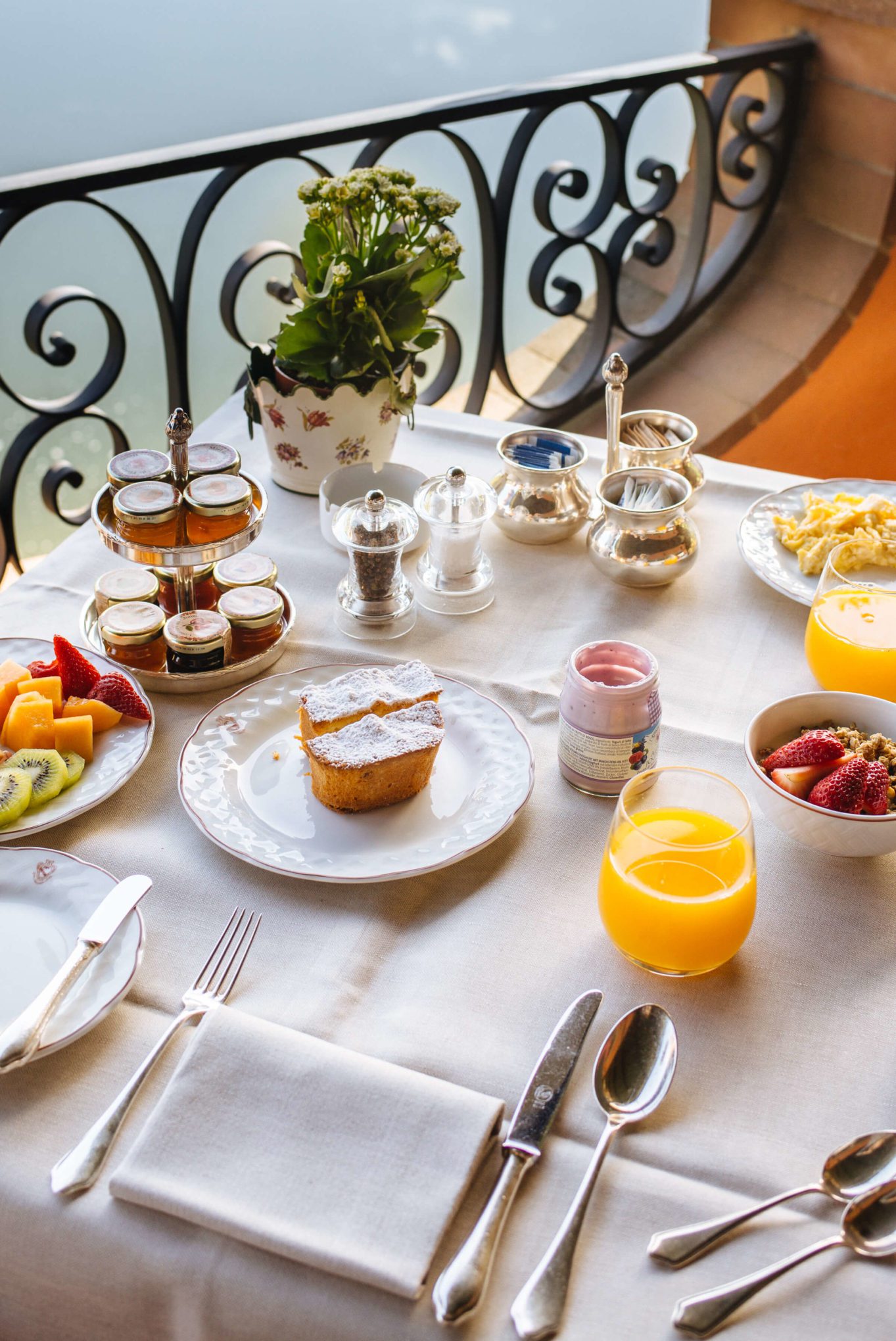 Breakfast overlooking the Arno at Villa La Massa in Florence, italy, The Taste Edit