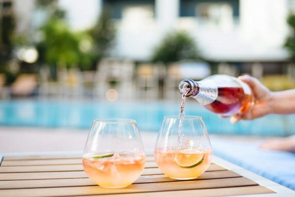 Cinc Elixir Rose Cocktail for summer, The Taste Edit
