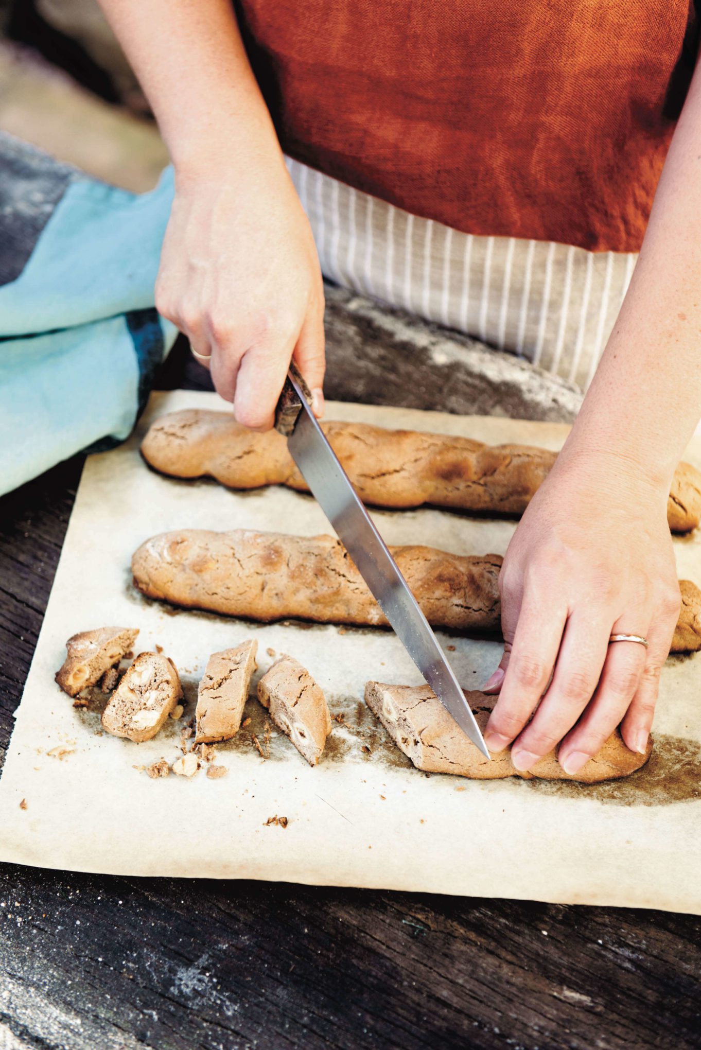Make these Italian Cinnamon Biscotti cookies from Emiko Davis's new book Acquacotta -recipes from Tuscany, get the recipe on thetasteedit.com