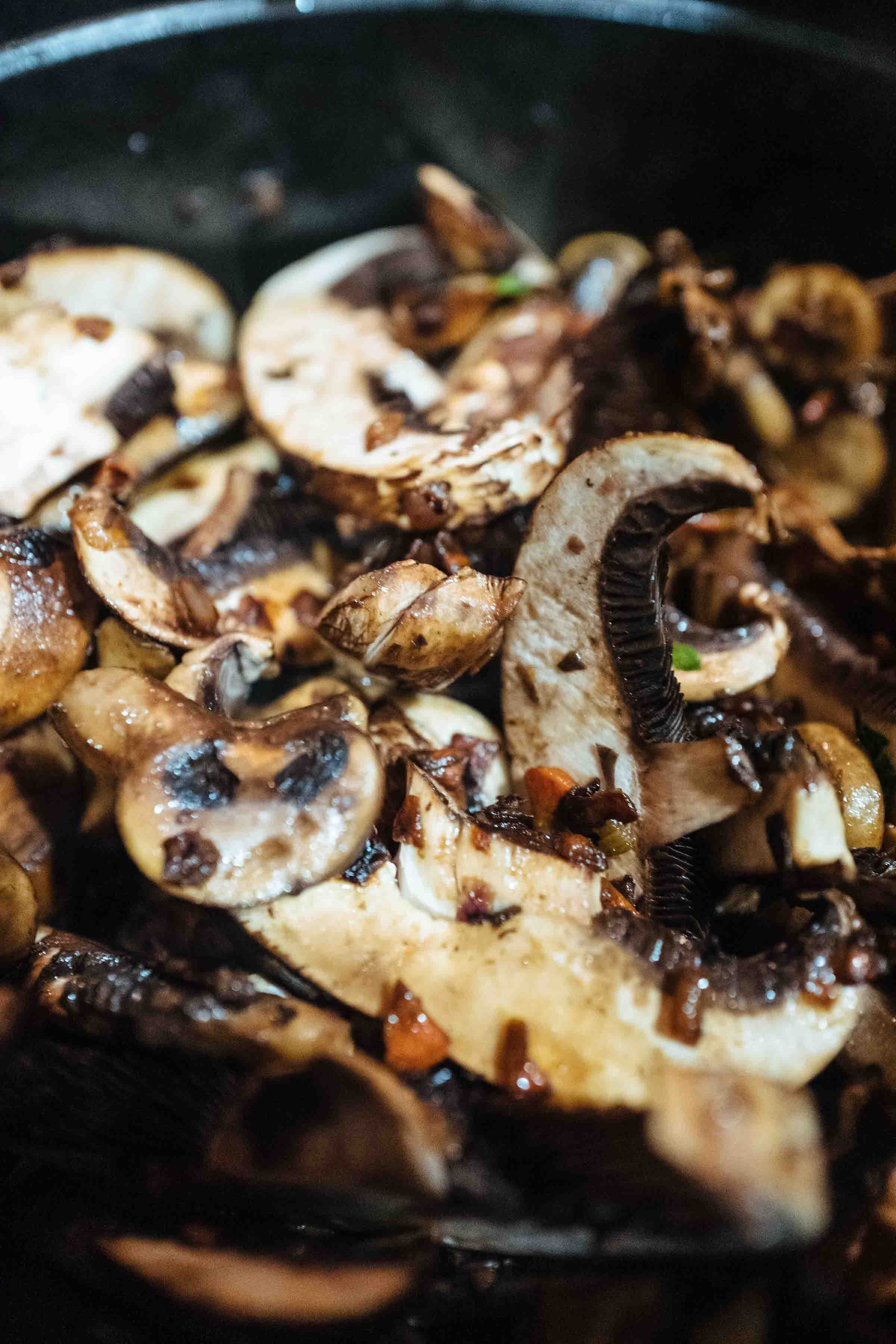 Make the best Italian creamy Florentine mushroom pasta recipe with golden vegetables, earthly mushrooms, salty Parmesan cheese, and fresh mint from Florence Chef Fabio Picchi of Cibreo | thetasteedit.com #easyrecipe #pasta #mushroom