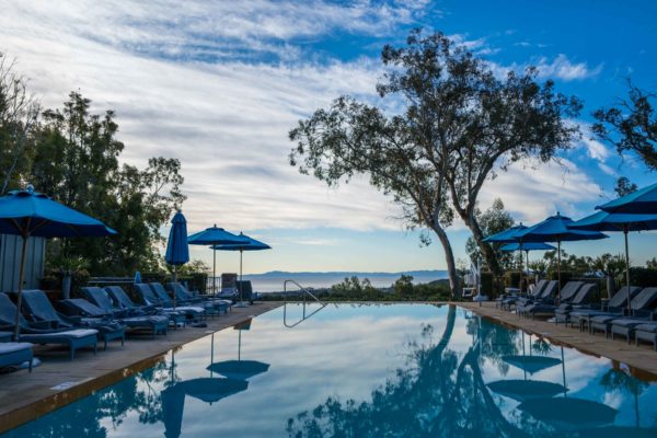 Santa Barbara Hotel Bellmond El Encanto has a beautiful zero-edge pool overlooking the American Rivera | thetasteedit.com