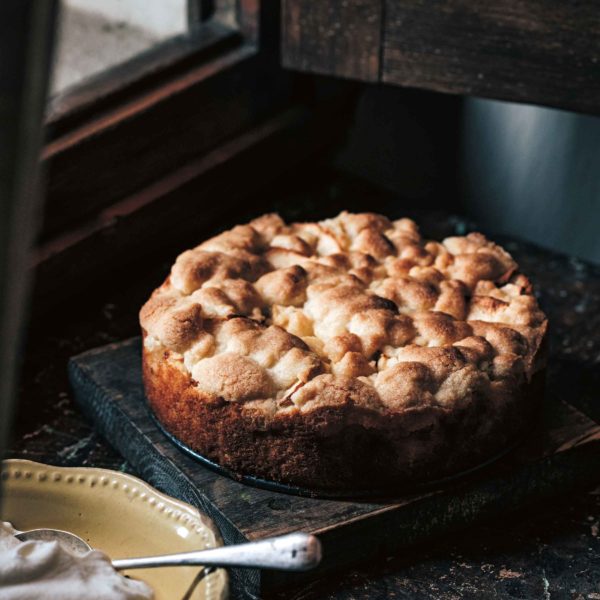 Make this delicious Italian apple cake from Emiko Davies's cookbook - the taste edit