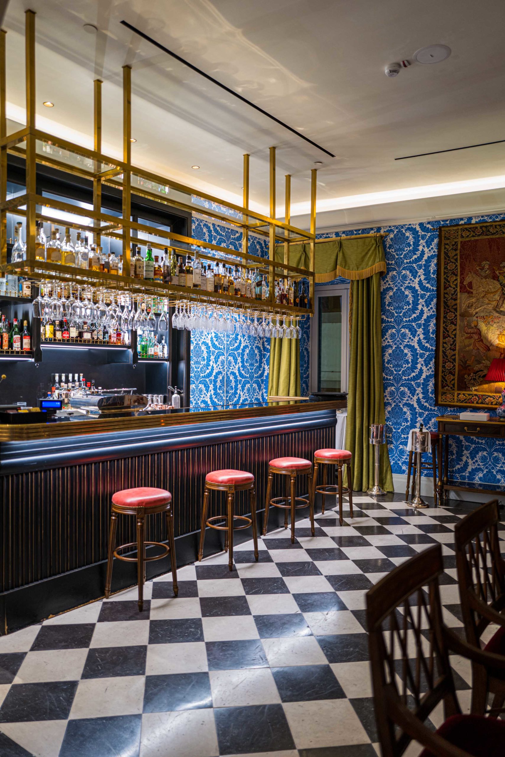 Take a seat at the bar Julep Herbal & Vermouth Bar at Rocco Forte's Hotel de la Ville Rome - The Taste Edit #rome #hotel #decor #travel #bar