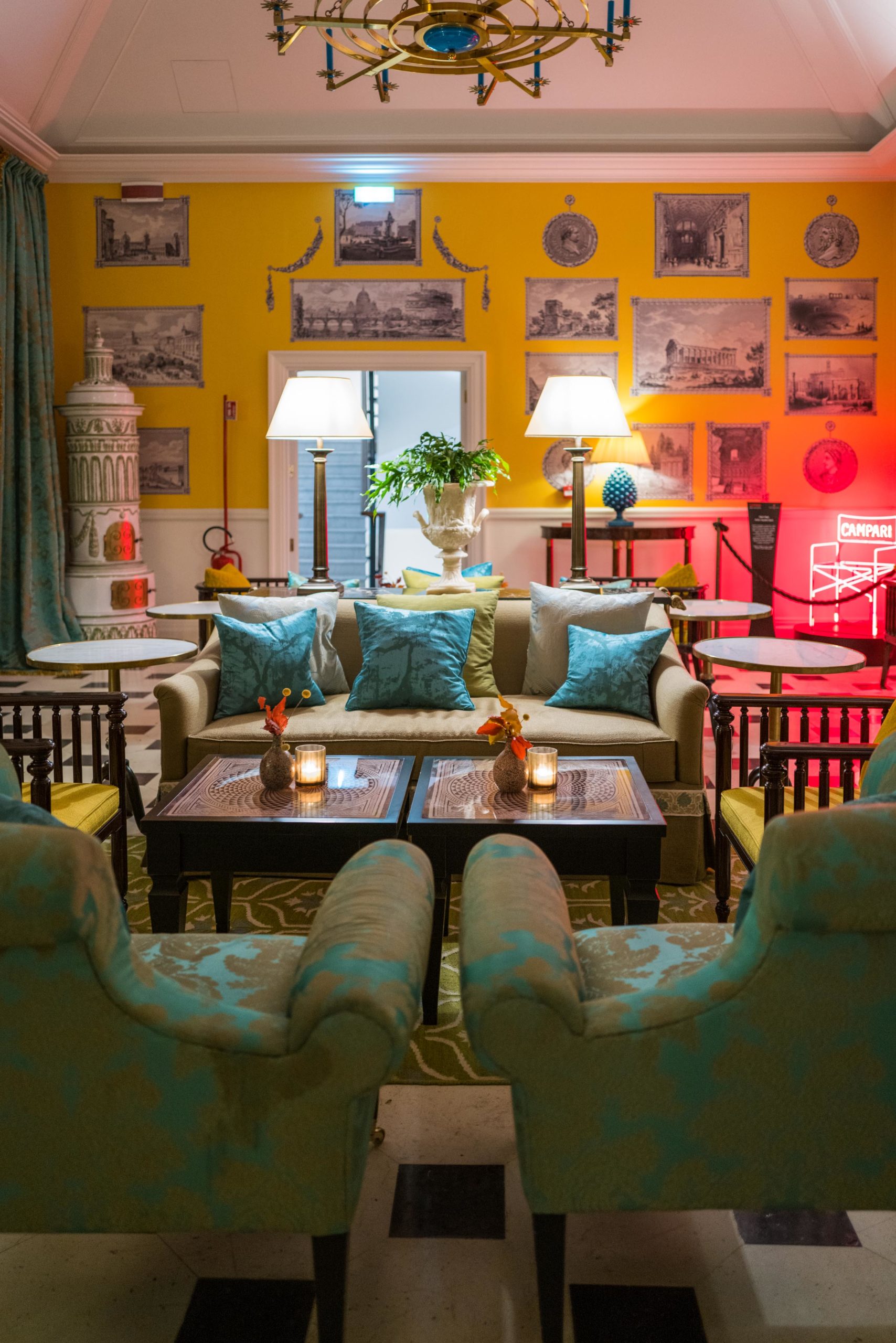 Order a cocktail at Julep Herbal & Vermouth Bar at Rocco Forte's Hotel de la Ville Rome - The Taste Edit #rome #hotel #decor #travel