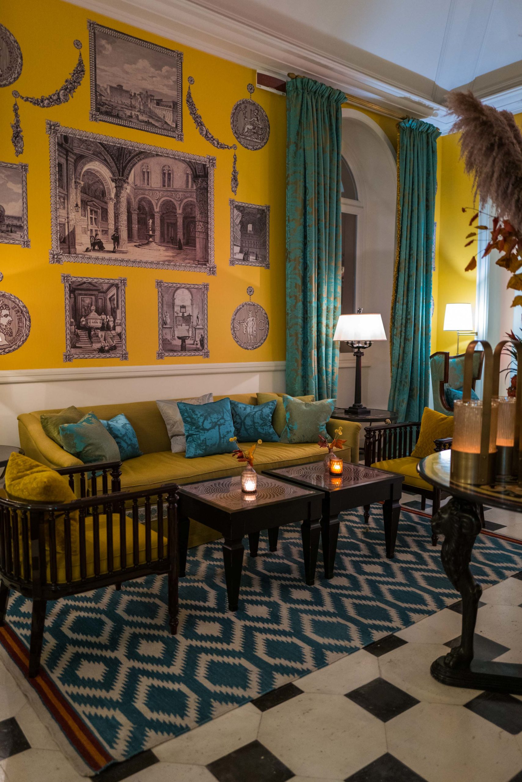 Have an aperitivo before dinner at Julep Herbal & Vermouth Bar at Rocco Forte's Hotel de la Ville Rome - The Taste Edit #rome #hotel #decor #travel