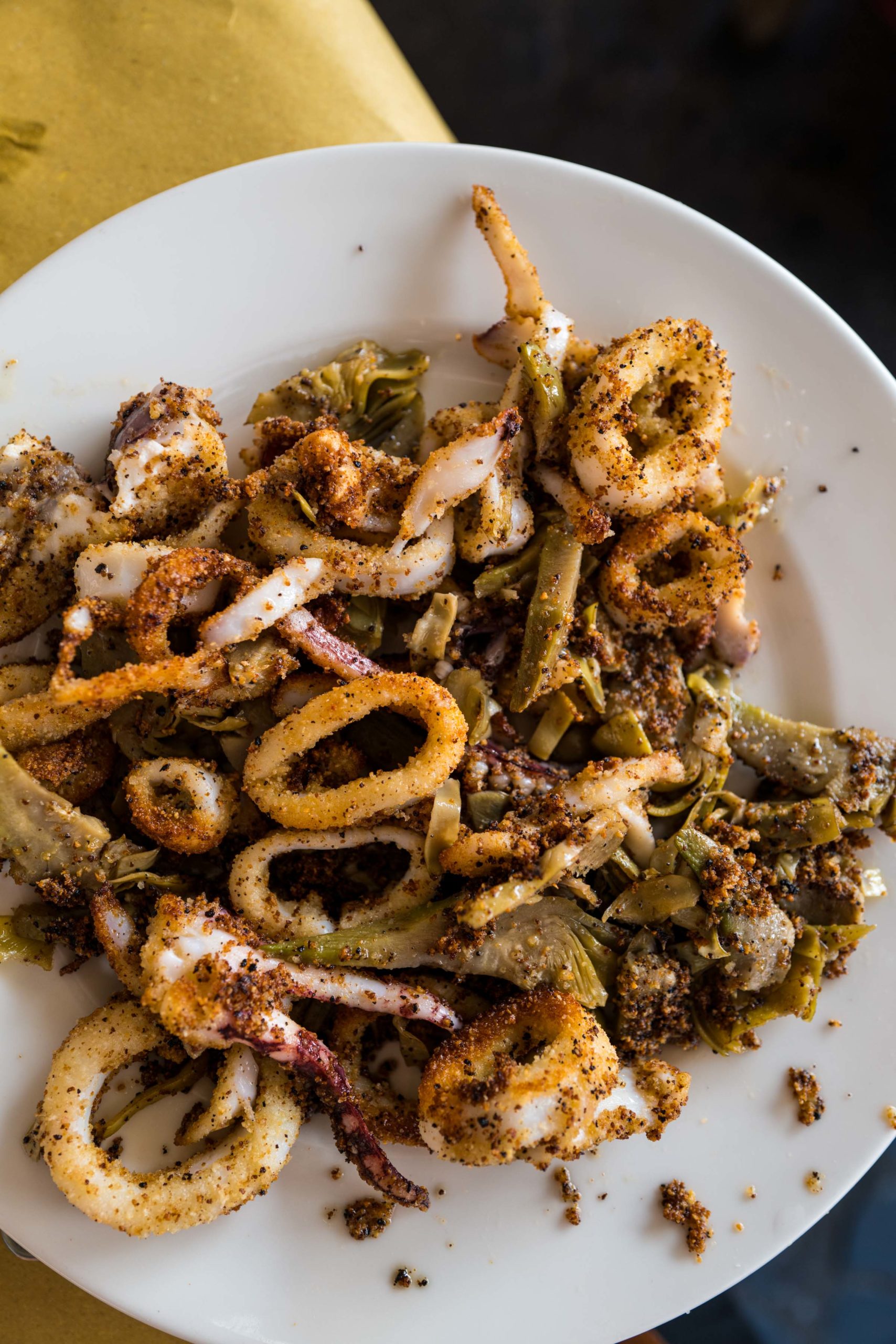 One of the most well known dishes from this Roman restaurant. Do not miss the artichokes and calamari with breadcrumbs at Trattoria da Teo in Rome, The Taste Edit #pasta #rome #italy #artichokes
