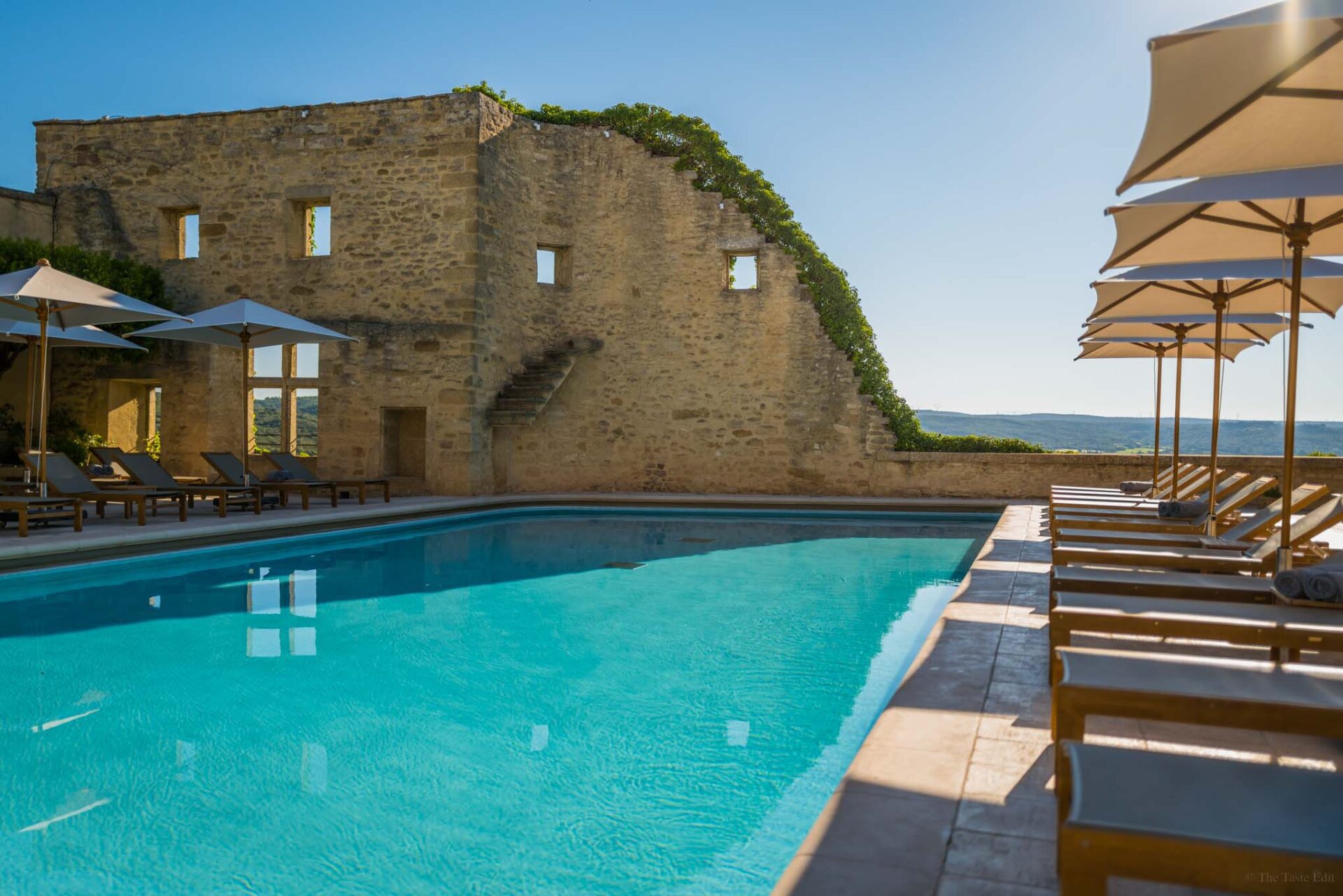 A Provencal Provence Boutique Hotel: Luxury and Serenity in Castillon ...