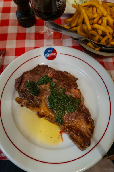 Aux Bons Crus: The Best Steak Frites in Paris?