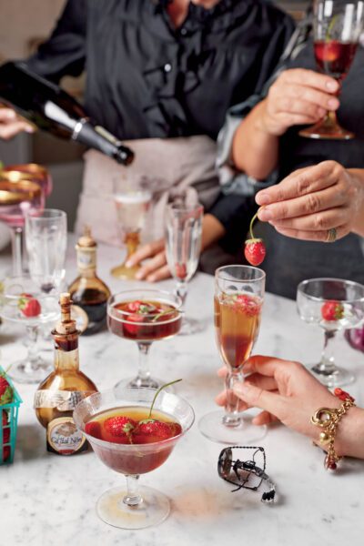 Champagne cocktails for parties with strawberry and balsamic vinegar
