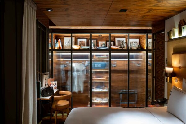 Henri Suite at Brach Paris: Private Hot Tub with Stunning Eiffel Tower Views