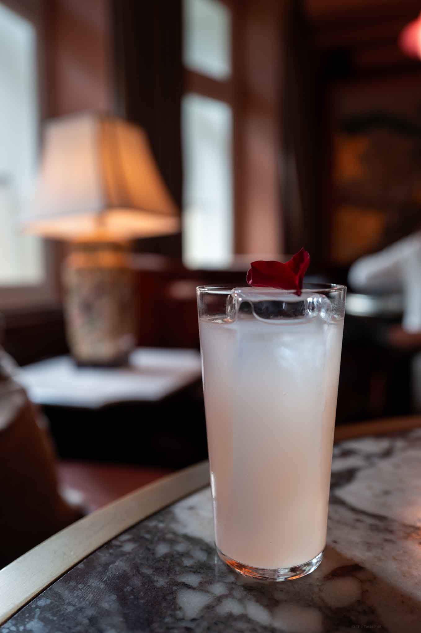 Mandarin oriental Hyde park brunch cocktail